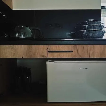 For 4 People, * 米耶伦科