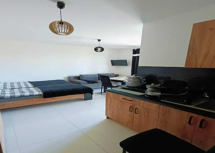 Апартаменты For 4 People,